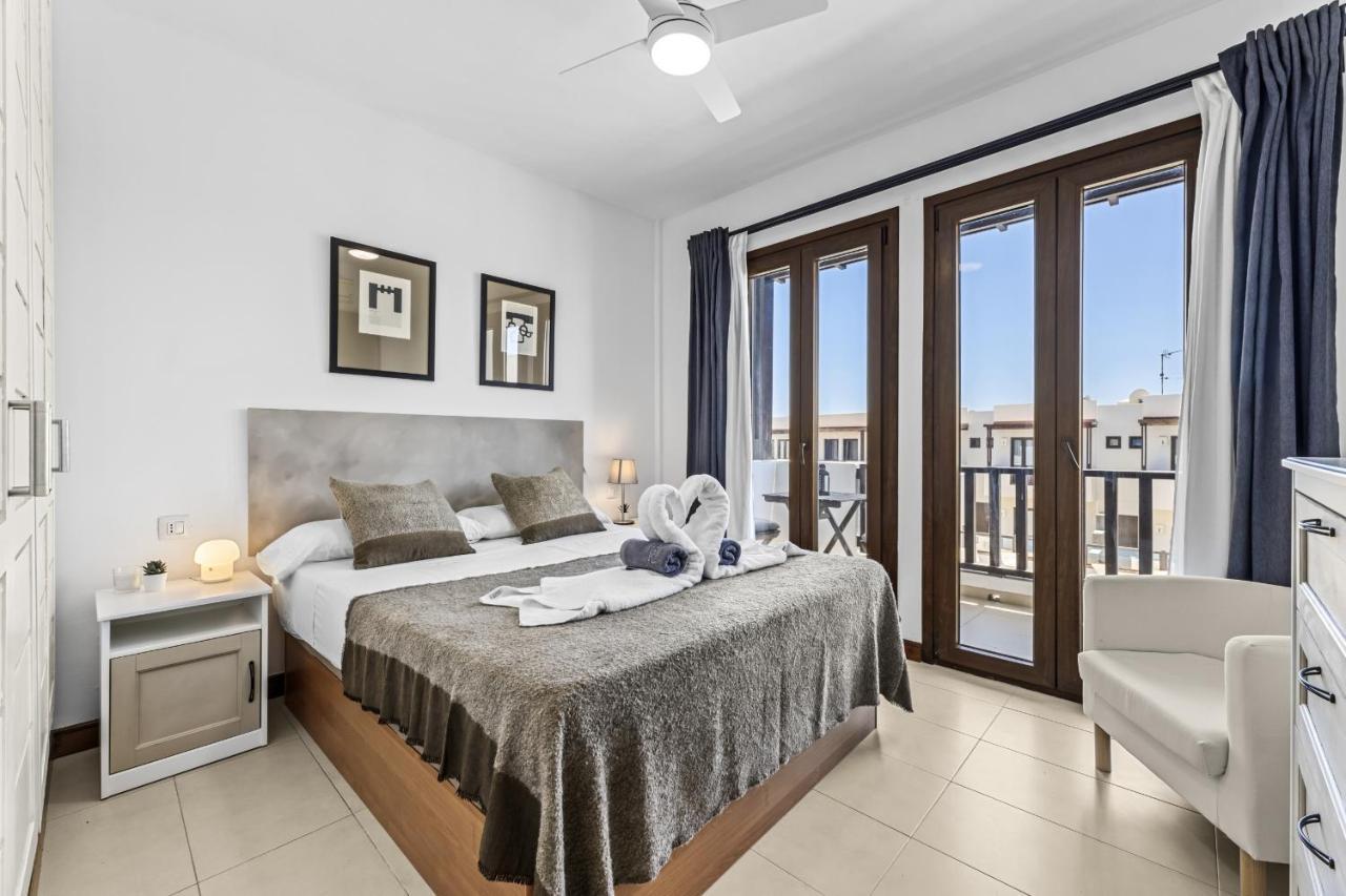 La Malvarrosa Puerto Calero Ngoại thất bức ảnh