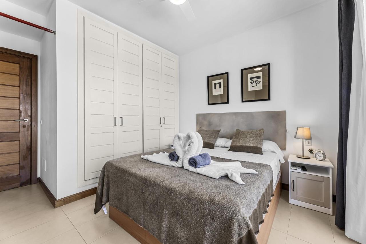 La Malvarrosa Puerto Calero Ngoại thất bức ảnh